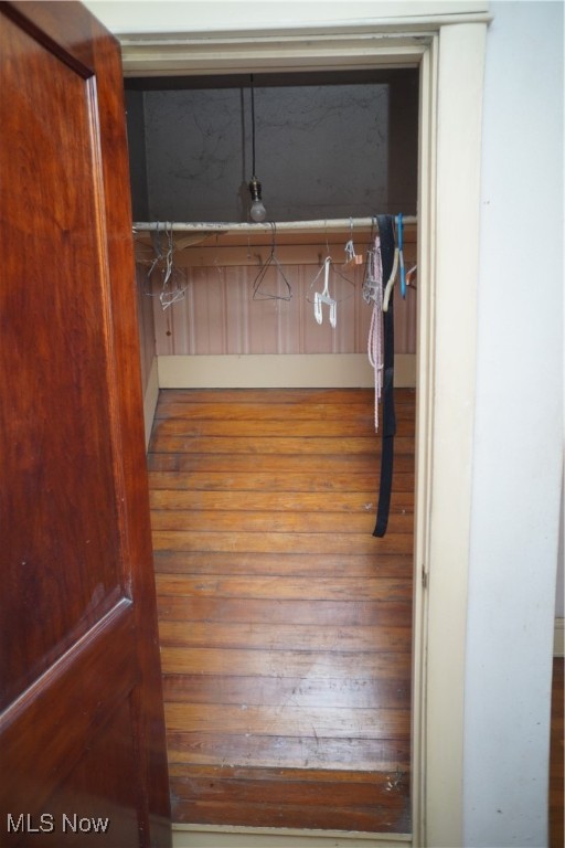 Stanley E Dunns Clarence Aven - Residential