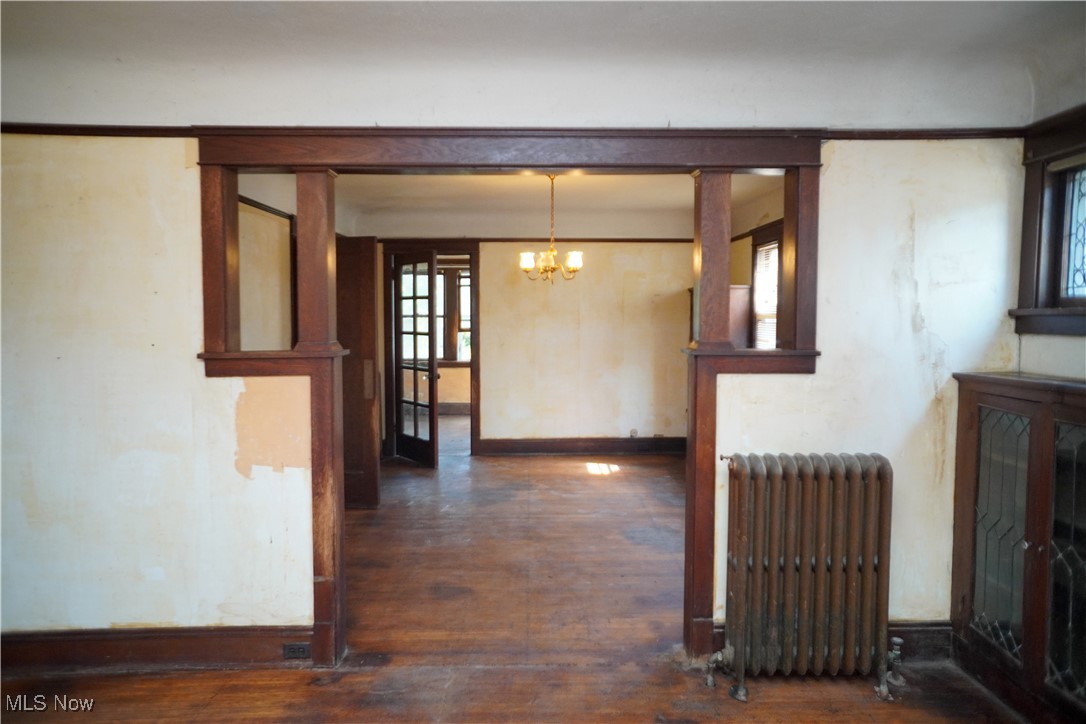 Stanley E Dunns Clarence Aven - Residential