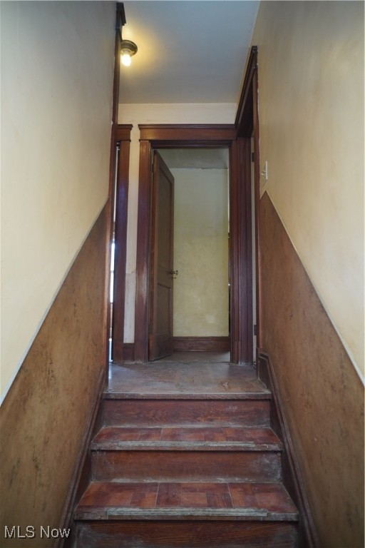 Stanley E Dunns Clarence Aven - Residential