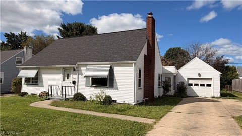 Homes For Sale - 243 Grandview Avenue<br/> Canton, OH 44708