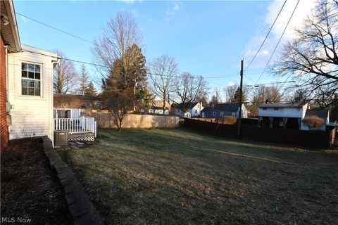 Tiny photo for 489 Clifton Boulevard, Mansfield, OH 44907 (MLS # 5187915)
