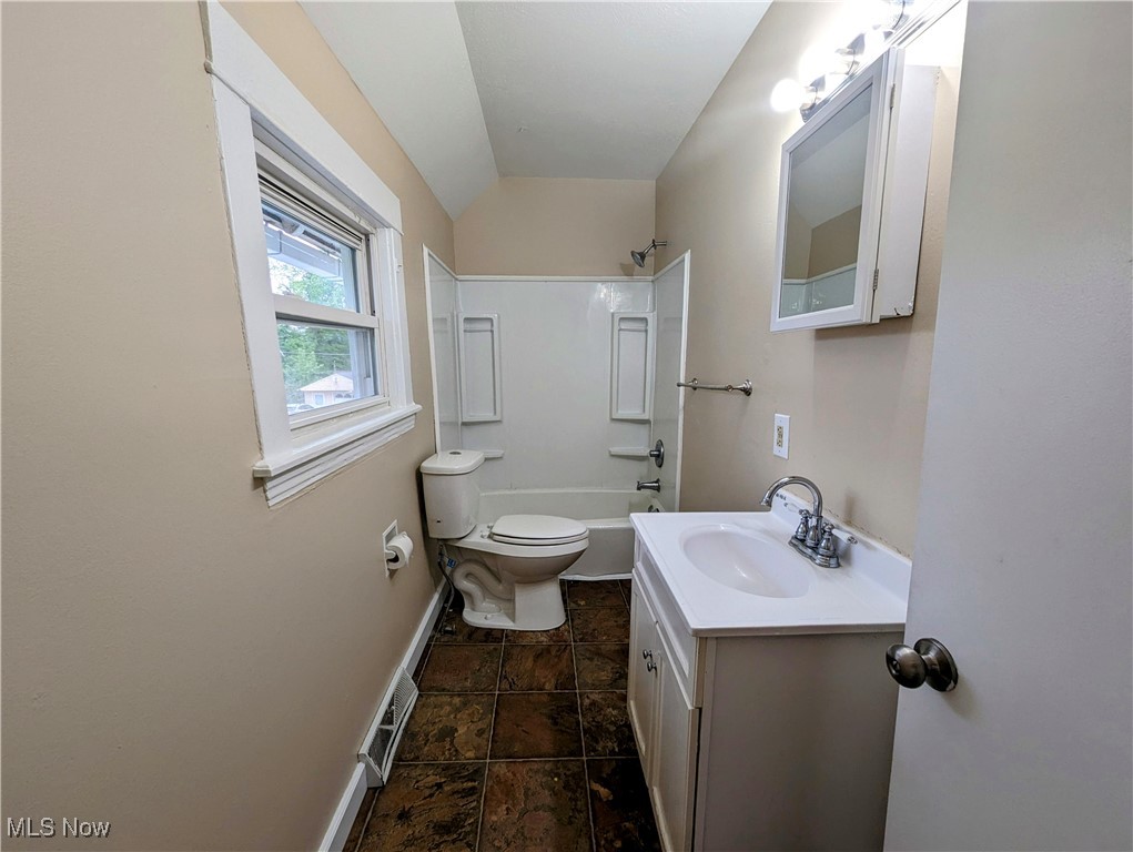 1636 W 8th Street, Ashtabula, Ohio image 23