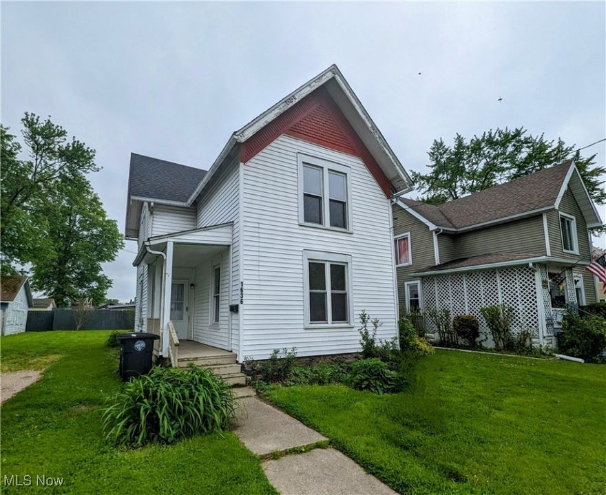 Great location! 3-bedroom vinyl sided colonial! Great alternative to renting! Large eat-in kitchen! Dining room can be used as an optional second living room / family room! Large vinyl windows let in plenty of light! Hot water tank 2022! Updated electrical panel! Large partially fenced back yard!