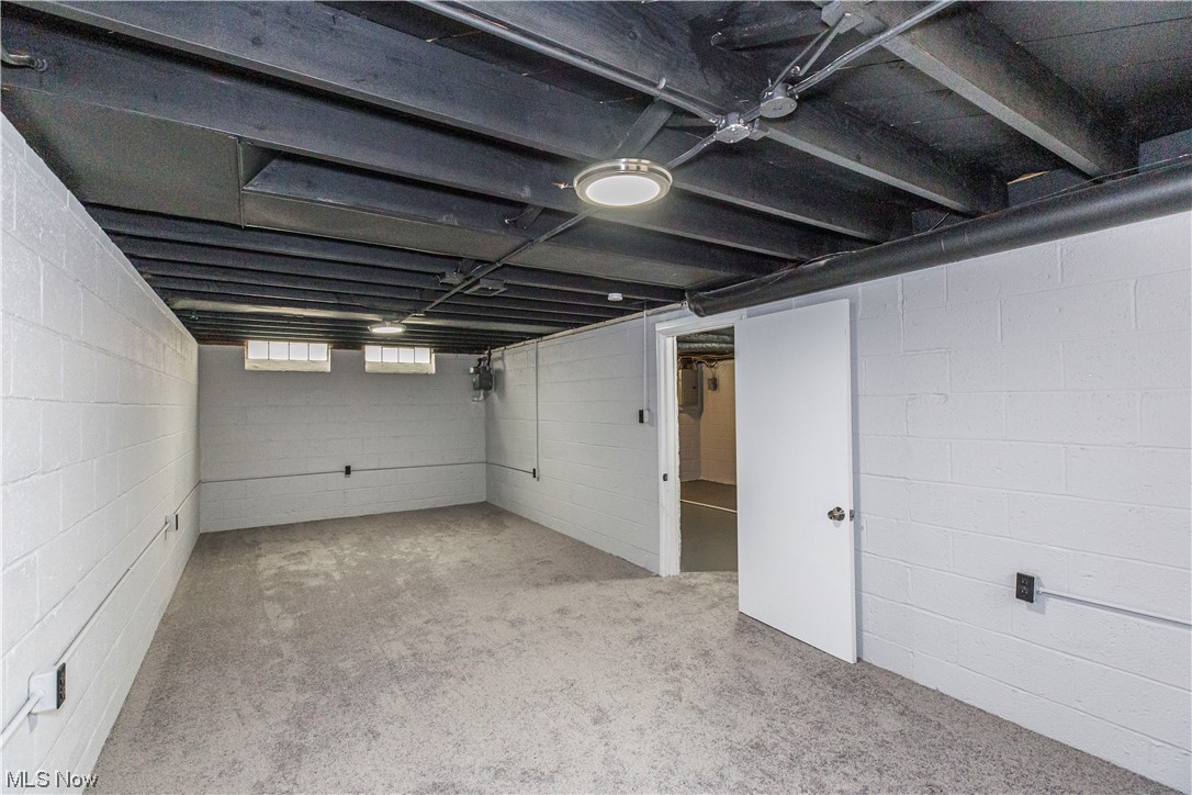 Walton Realty Cos Garfield Bo - Residential