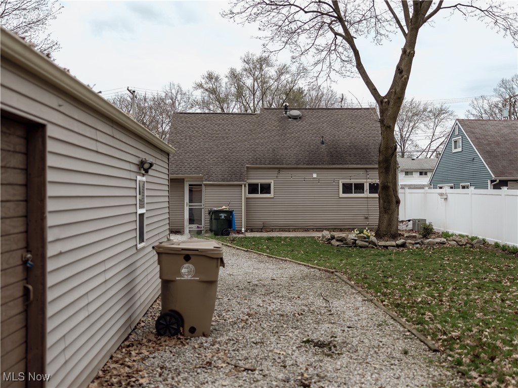 1150 Ruth Avenue, Cuyahoga Falls, Ohio image 24