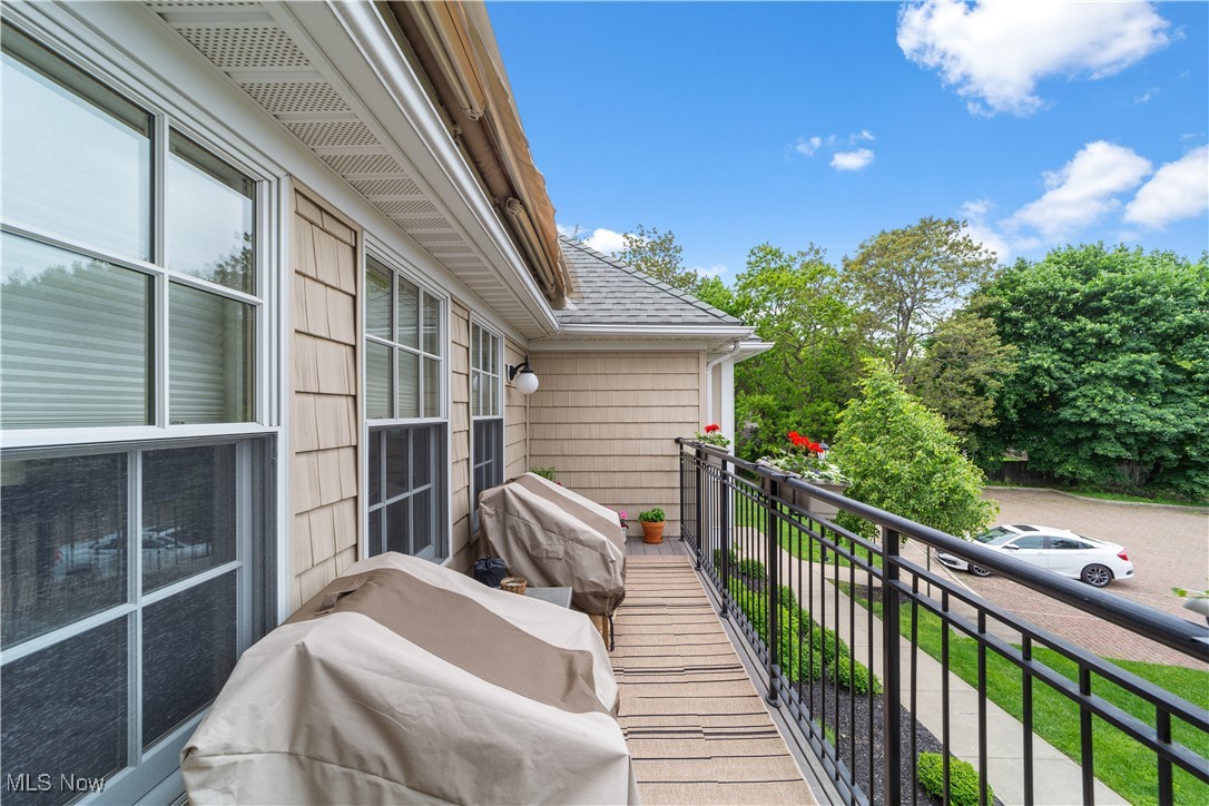 7468 Presley Avenue, Mentor, Ohio image 26