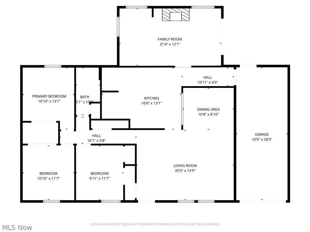 Main image without alt text