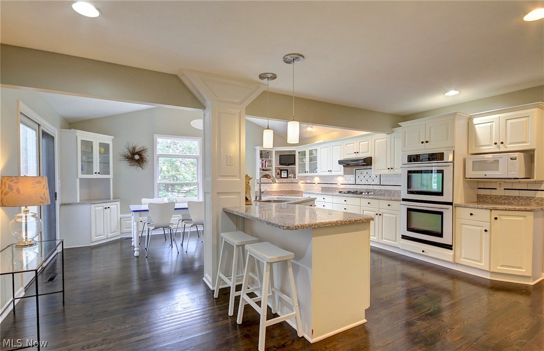 Hunt Woods - Residential