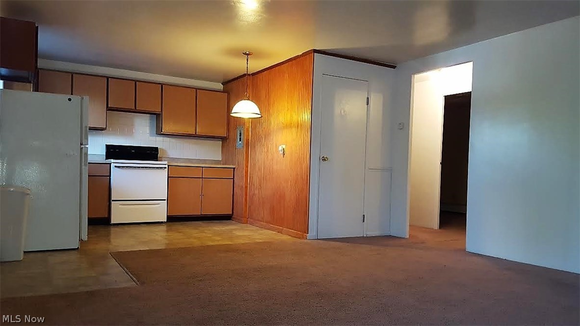 Lancaster Estates - Residential Lease