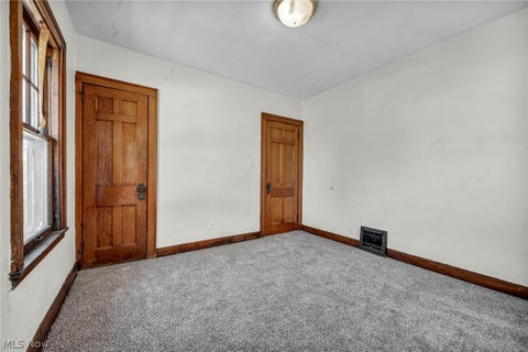 Tiny photo for 167 N Hazelwood Avenue, Youngstown, OH 44509 (MLS # 5227170)