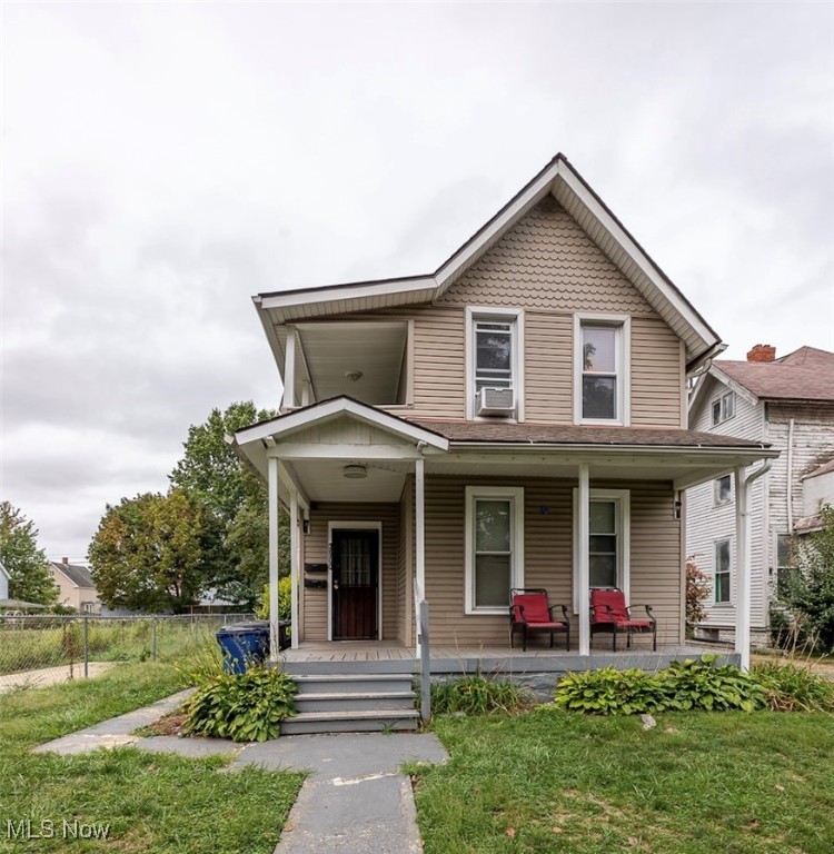 Seize a turnkey investment at 3900 W?33rd—a fully leased, cash-flowing three-unit multifamily gem where you simply buy and collect rent. Units?1 and?2 are spacious three-bedroom apartments generating $995 and $965/month respectively, while Unit?3 is a charming studio with a loft bringing in $649/month. All appliances are owned by the seller and convey with the property, and each lease is positioned for rent adjustments in 2025, making it effortless to align with the 1% rule with only modest increases. With stable income from day one and minimal management hurdles, this property offers an unbeatable entry into cash-positive real estate investing—act fast!