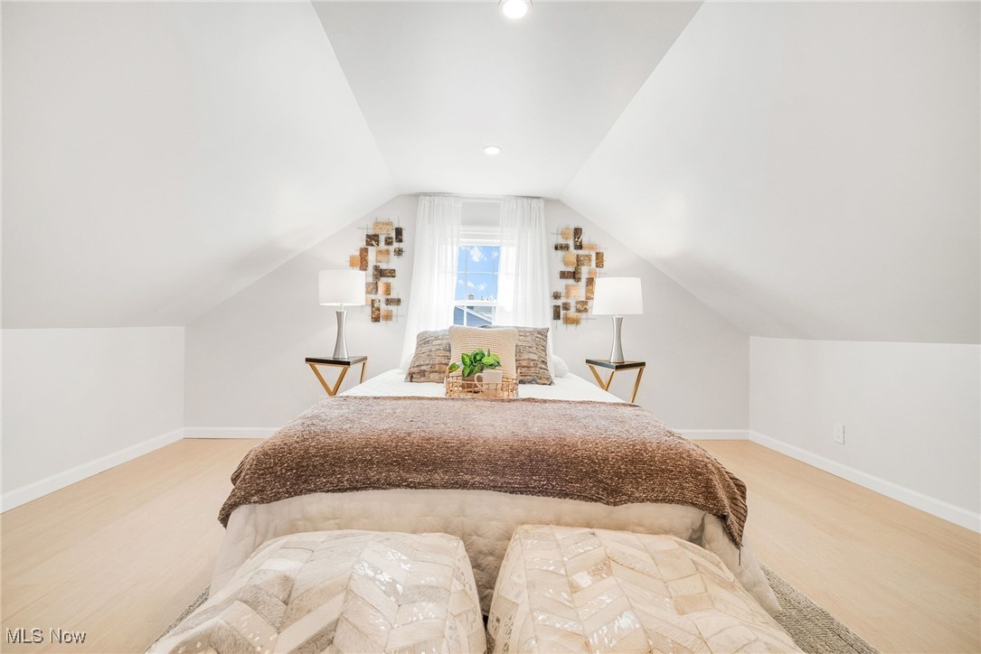 Shaker Heights, Ohio 44118, United States, 4 Bedrooms Bedrooms, ,4 BathroomsBathrooms,Residential,Active,134107