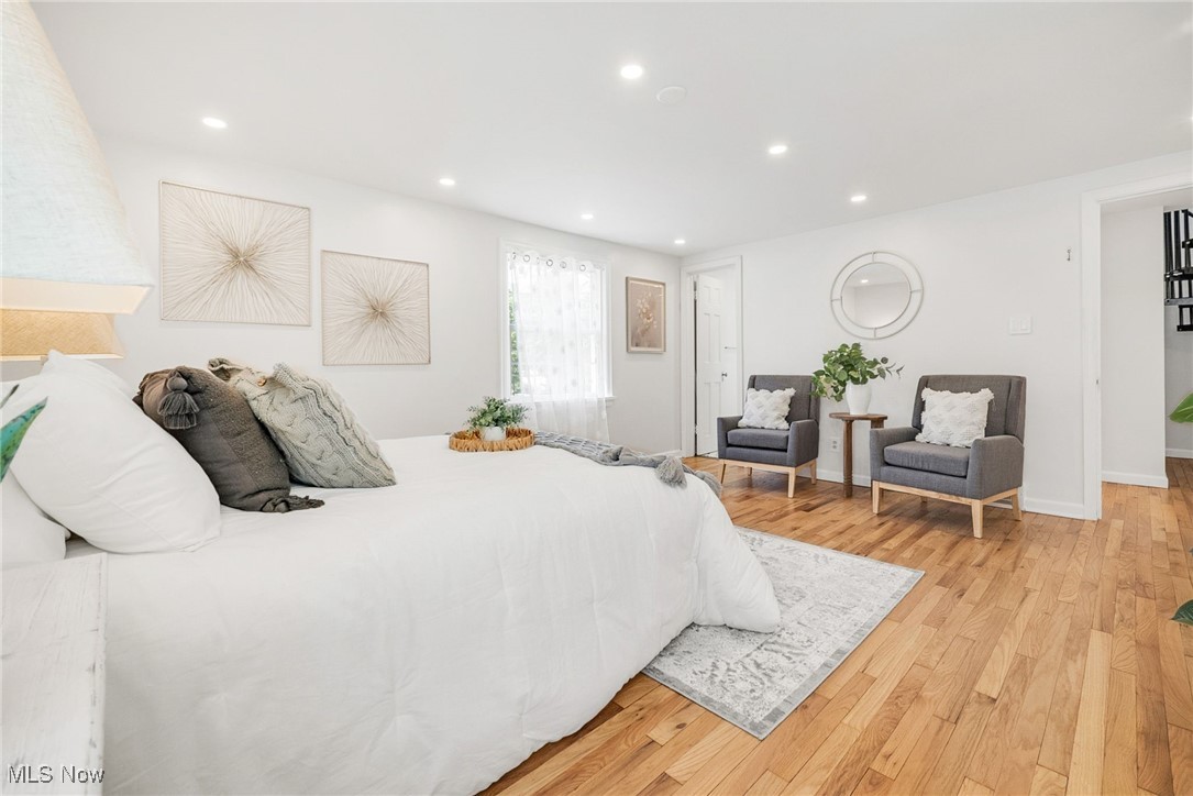 Shaker Heights, Ohio 44118, United States, 4 Bedrooms Bedrooms, ,4 BathroomsBathrooms,Residential,Active,134107