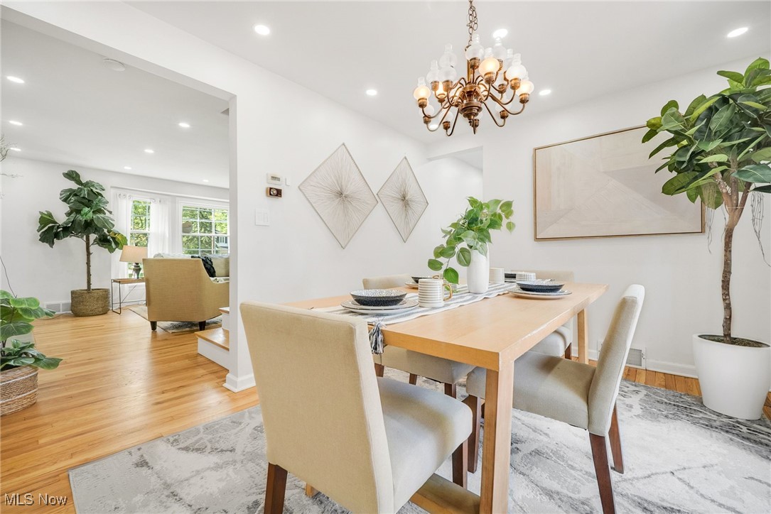 Shaker Heights, Ohio 44118, United States, 4 Bedrooms Bedrooms, ,4 BathroomsBathrooms,Residential,Active,134107