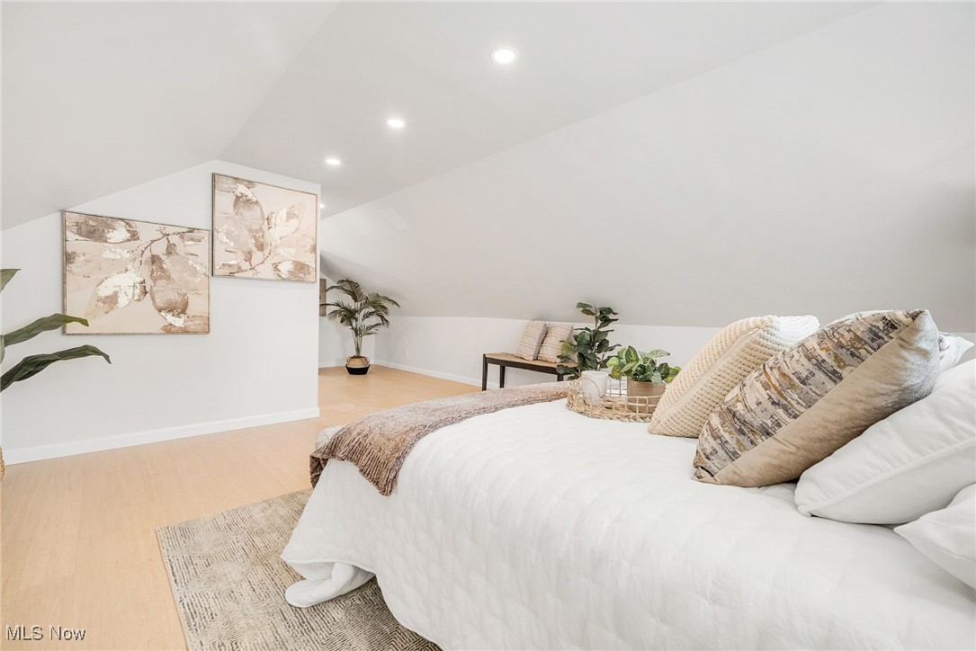 Shaker Heights, Ohio 44118, United States, 4 Bedrooms Bedrooms, ,4 BathroomsBathrooms,Residential,Active,134107