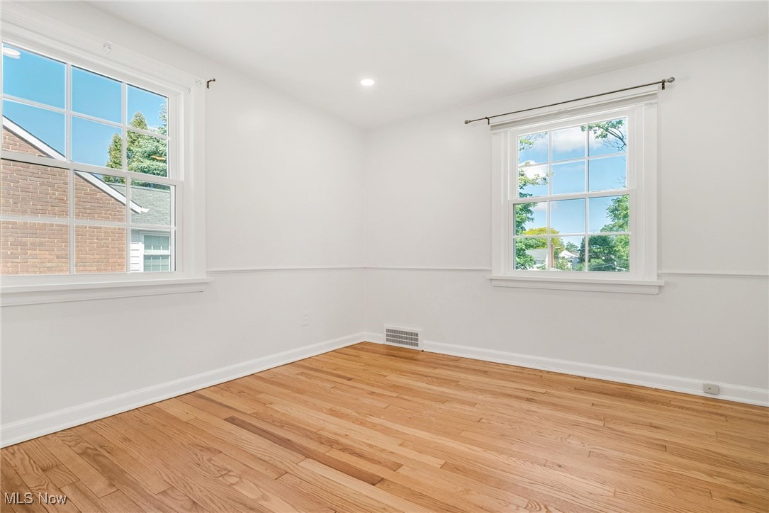 Shaker Heights, Ohio 44118, United States, 4 Bedrooms Bedrooms, ,4 BathroomsBathrooms,Residential,Active,134107