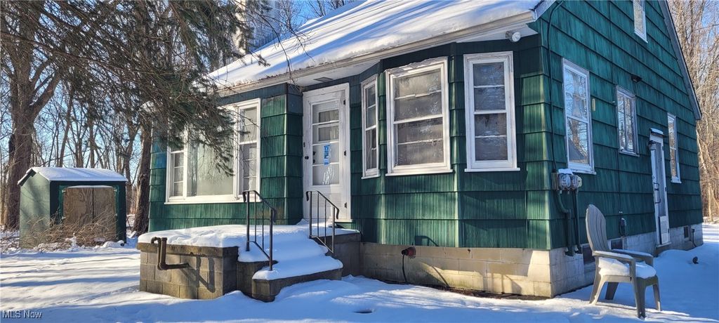 Photo of 7736 Root Road, North Ridgeville, OH 44039 (MLS # 5182182)