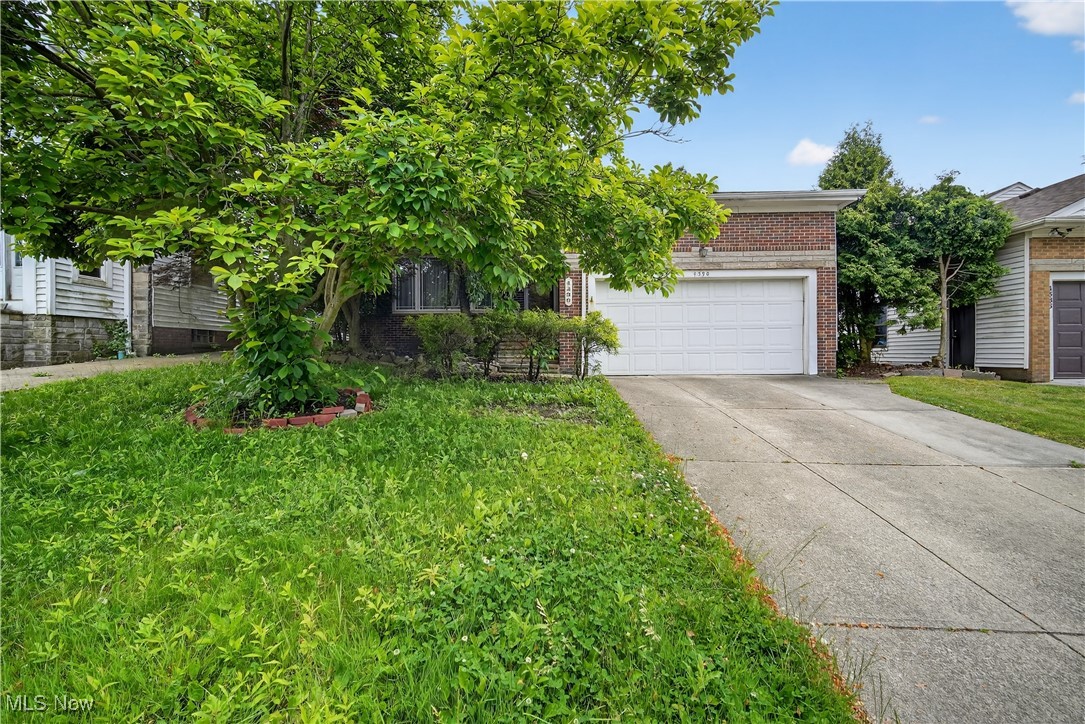 Heister Ctr Green Cos Ctr Gre - Residential