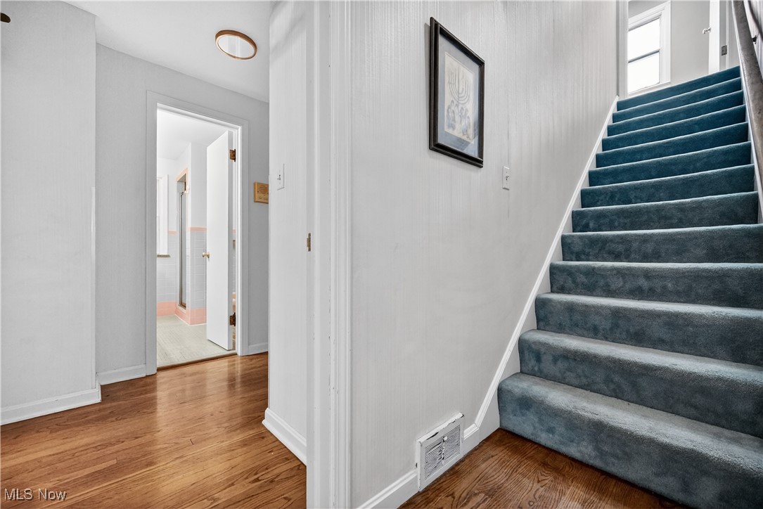 Heister Ctr Green Cos Ctr Gre - Residential