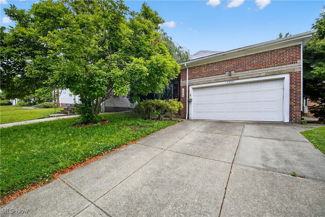 Spacious Home on Prime Block in University Heights!
Welcome to one of the largest homes on a desirable block in University Heights! This beautifully laid-out home offers 4 spacious bedrooms—including a rare first-floor master bedroom—and the flexibility of a fifth bedroom or family room, perfect for guests, a home office, or additional living space.
The first floor features a bright living room, formal dining room, full bathroom, and a generous family room (or 5th bedroom) alongside the oversized master. Upstairs, you’ll find three additional bedrooms and another full bathroom, offering plenty of space for family or guests.
The huge basement boasts a large playroom, a versatile bonus room, and an expansive unfinished area that includes a laundry room—ideal for storage or future finishing.
Enjoy outdoor living in the backyard, and take advantage of the convenience of a 2-car attached garage. This home offers an incredible amount of space in a fantastic location—don’t miss it!
