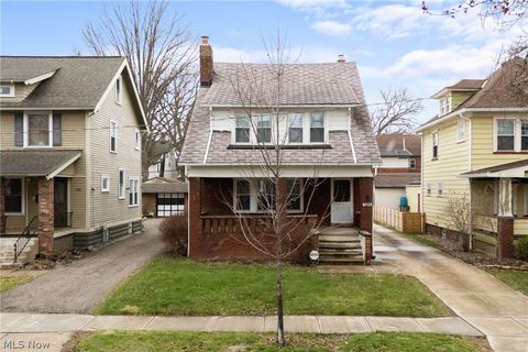 Homes For Sale - 1284 Jackson Avenue<br/> Lakewood, OH 44107