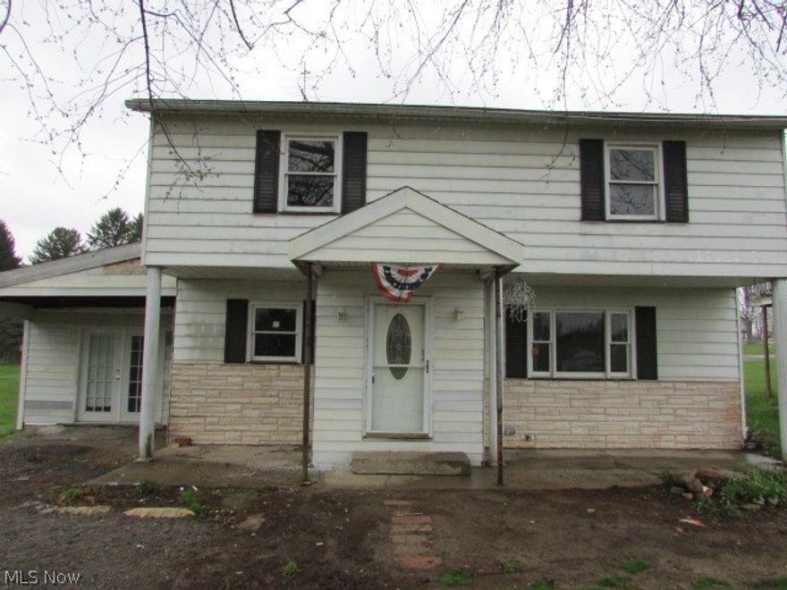 Five bedroom, full bath in Canton.  Nice room sizes, but needs complete rehab.  Property available thru online bidding only.  Bidding starts 5/19-ends 5/23/18.
