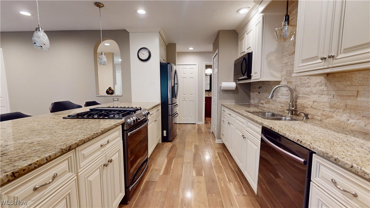 Ledgewood - Residential