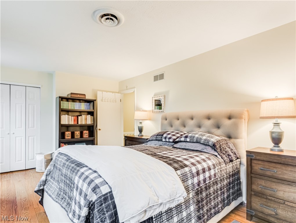 English Oaks Condo - Residential