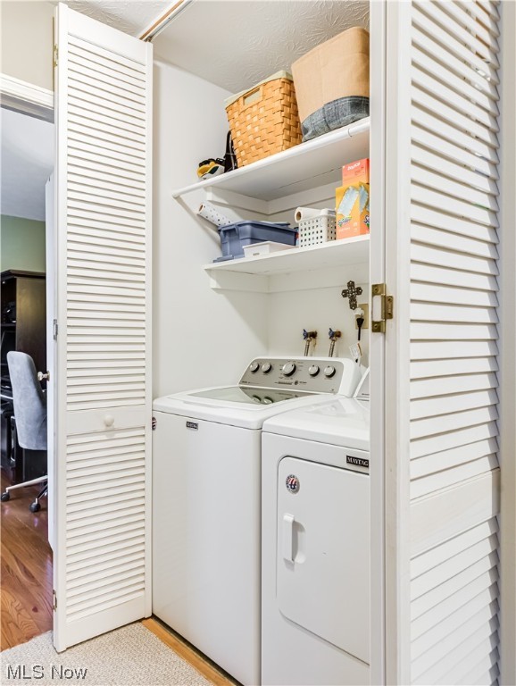 English Oaks Condo - Residential