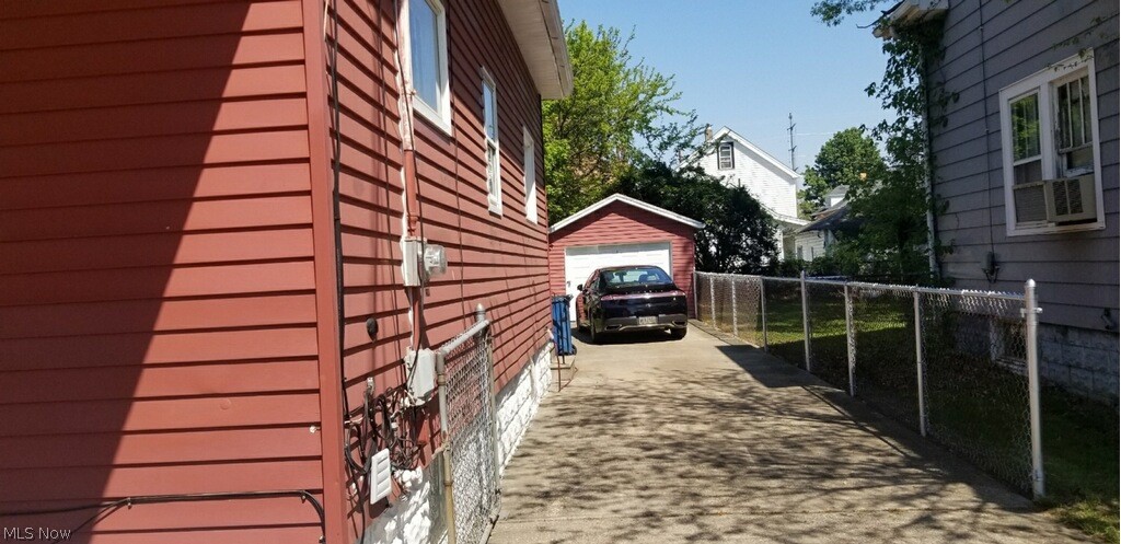 Stecks Tenth Ave Allotment - Residential