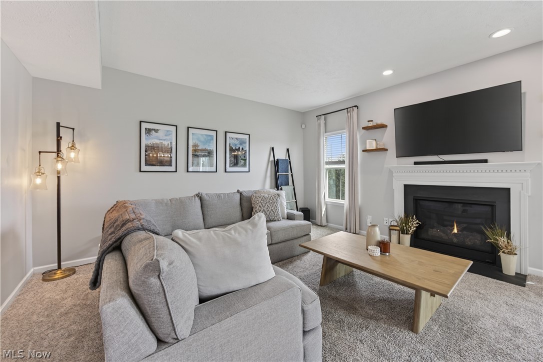 Villas/Bertram Ph 1 Condo Ph 1 - Residential