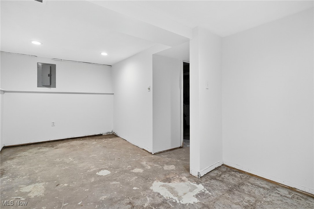 Cleveland Heights, Ohio 44118, United States, 4 Bedrooms Bedrooms, ,2 BathroomsBathrooms,Residential,Active,164539