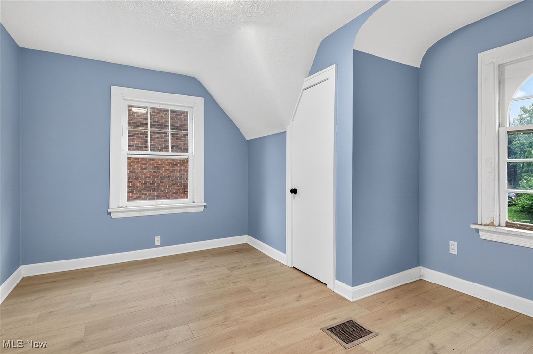 Cleveland Heights, Ohio 44118, United States, 4 Bedrooms Bedrooms, ,2 BathroomsBathrooms,Residential,Active,164539