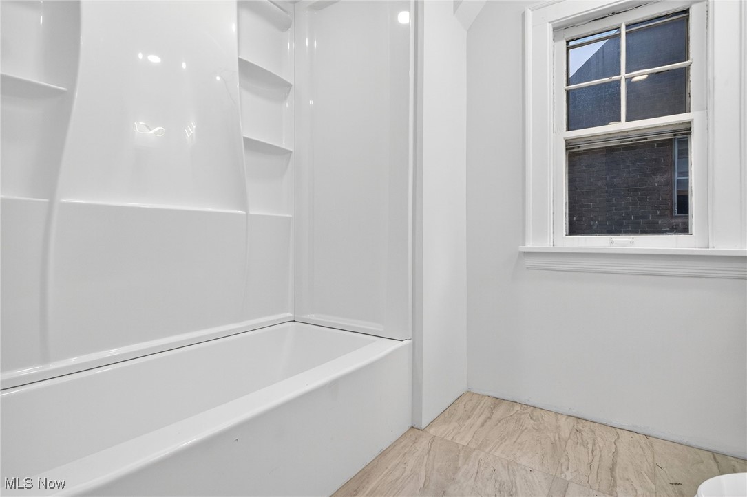 Cleveland Heights, Ohio 44118, United States, 4 Bedrooms Bedrooms, ,2 BathroomsBathrooms,Residential,Active,164539