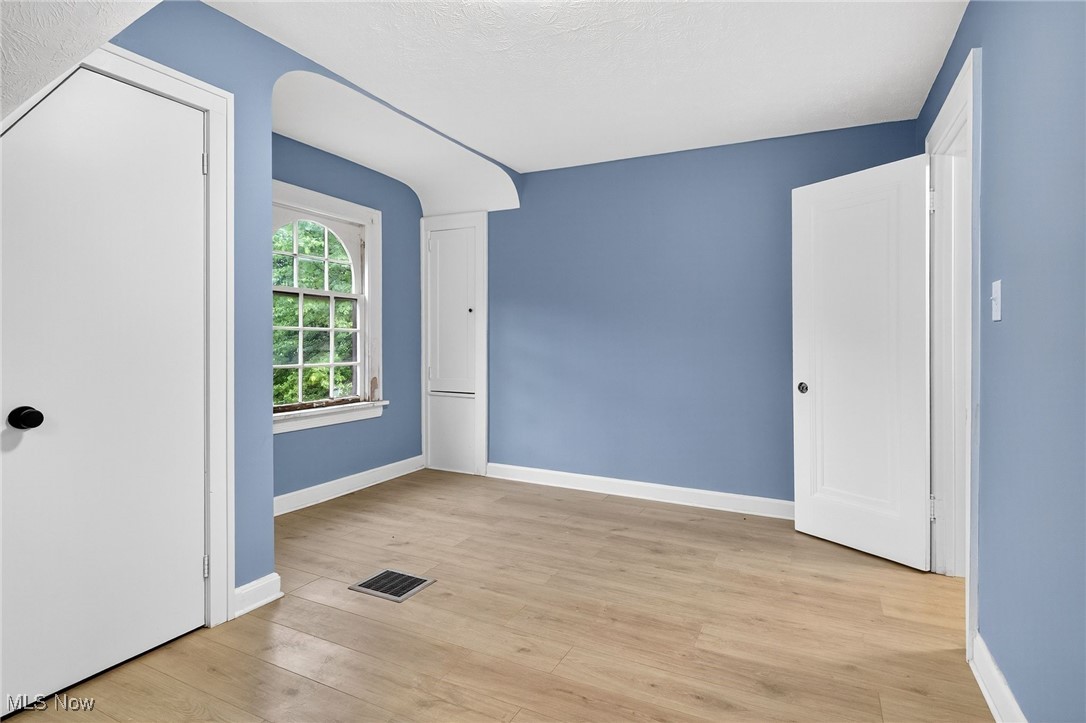 Cleveland Heights, Ohio 44118, United States, 4 Bedrooms Bedrooms, ,2 BathroomsBathrooms,Residential,Active,164539