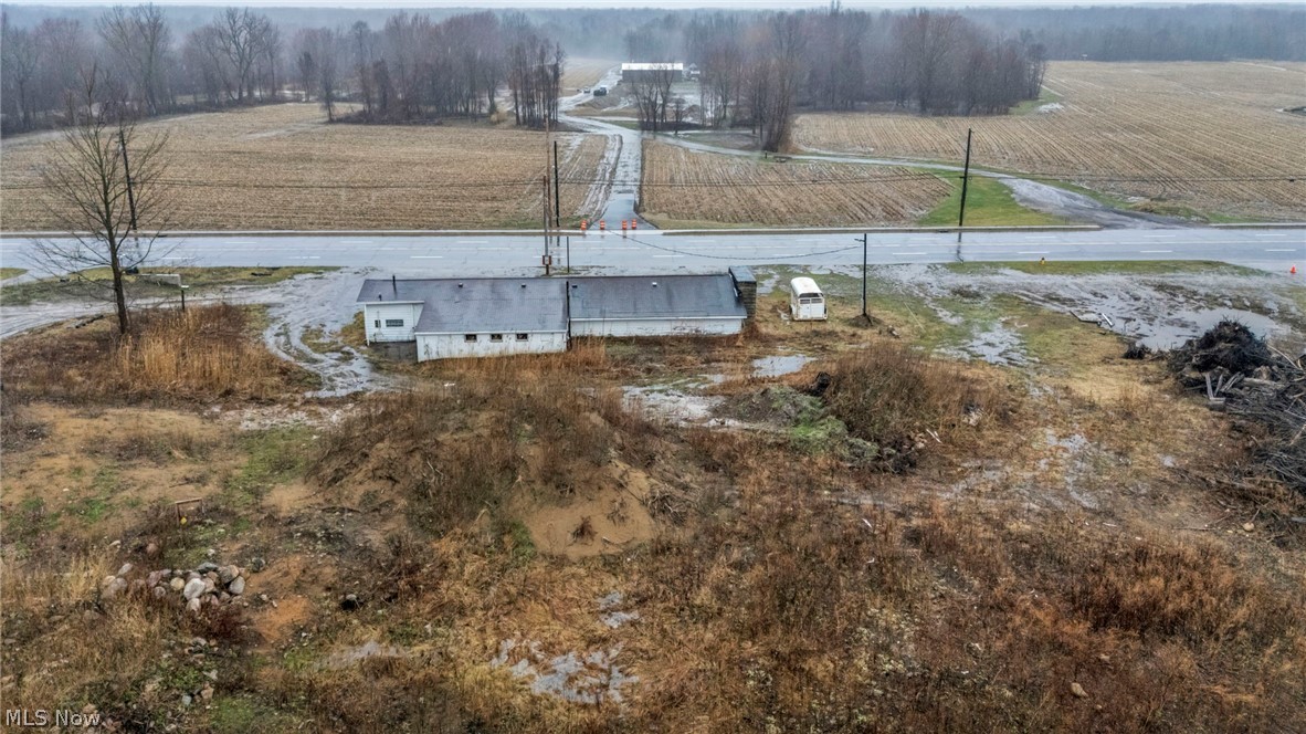 Township/Saybrook - Commercial Sale