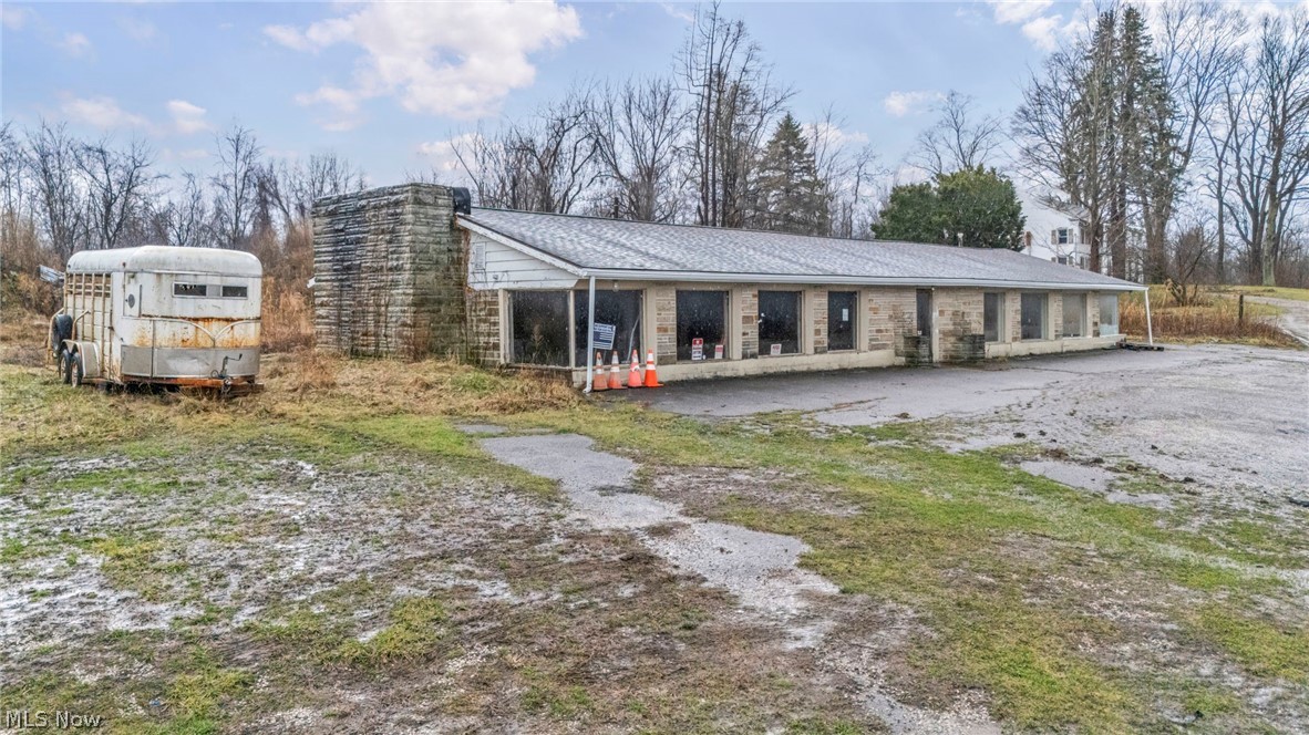 Township/Saybrook - Commercial Sale
