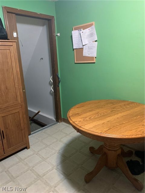 Tiny photo for 25 Hawk Ridge Rdg, Rittman, OH 44270 (MLS # 5190435)