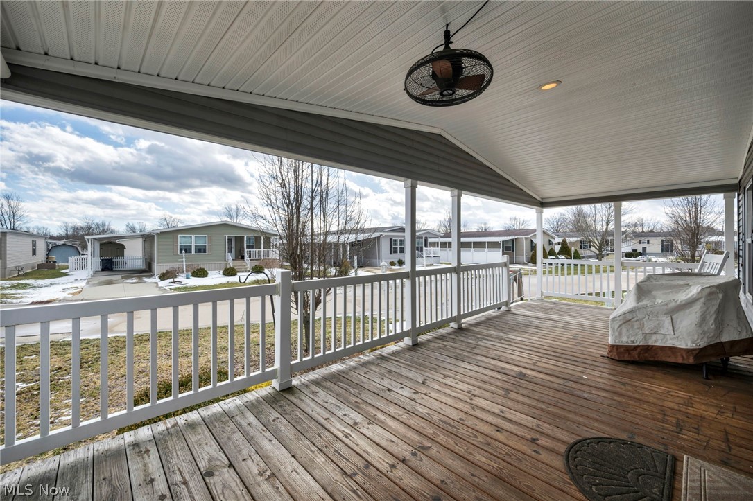 Twin Lake Home - Residential