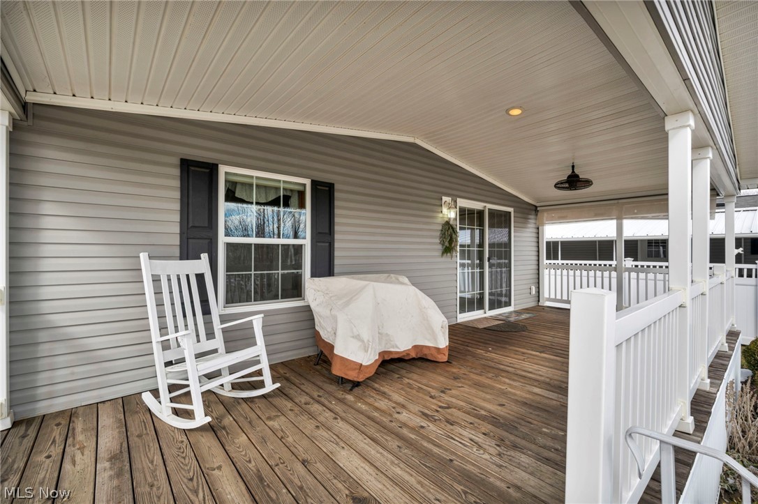 Twin Lake Home - Residential