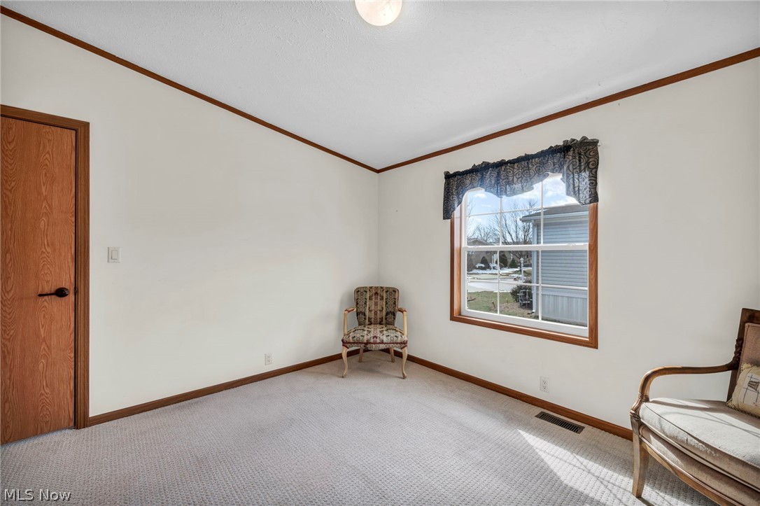 Twin Lake Home - Residential