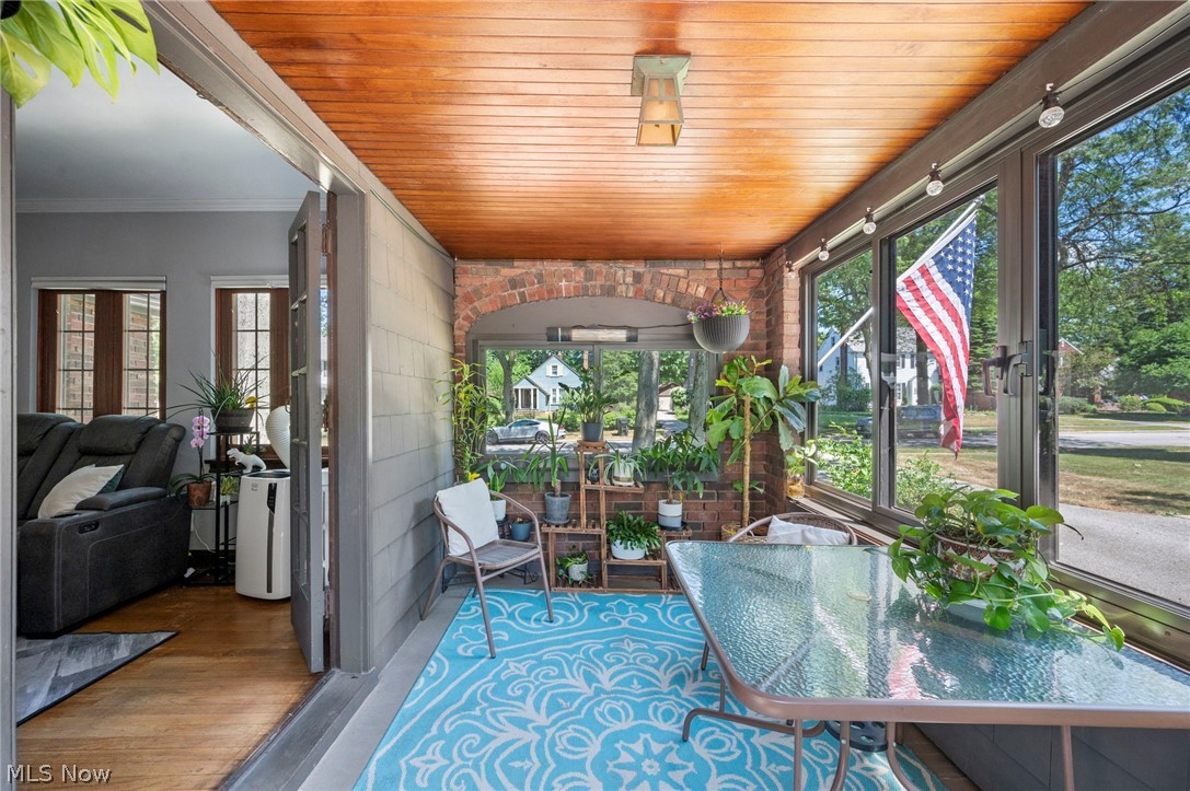 Modern Land Cos Mayfields/Bel - Residential