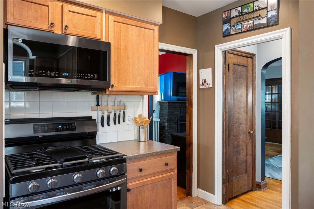 Modern Land Cos Mayfields/Bel - Residential