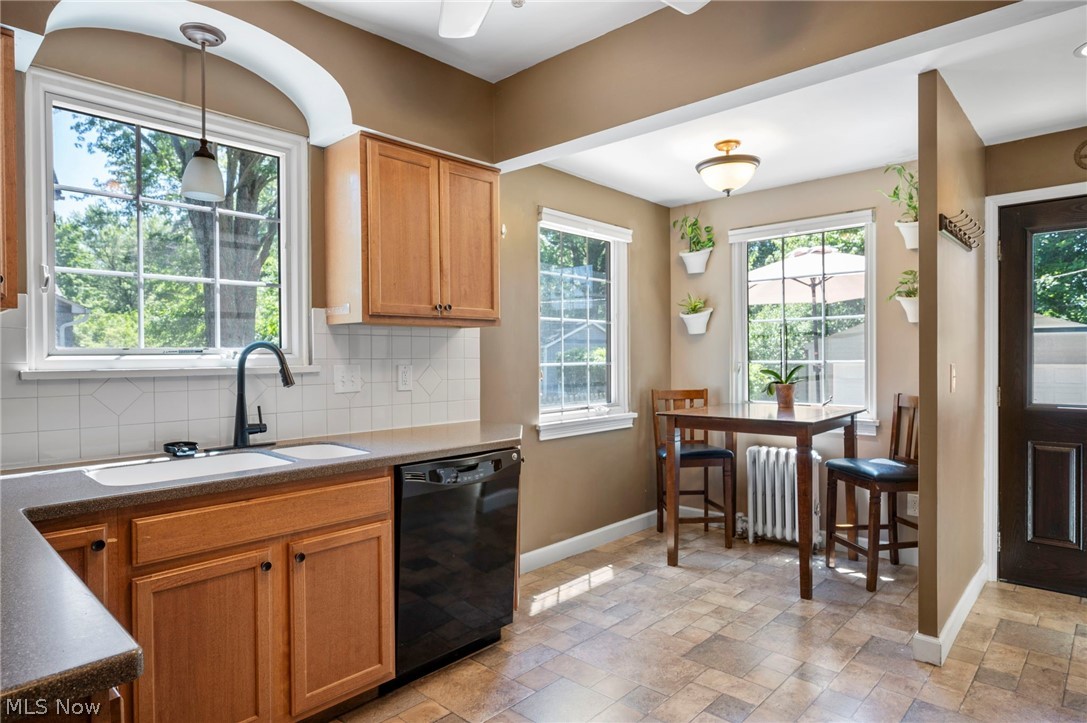 Modern Land Cos Mayfields/Bel - Residential