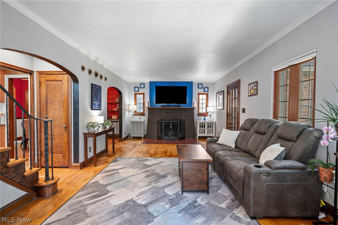 Modern Land Cos Mayfields/Bel - Residential