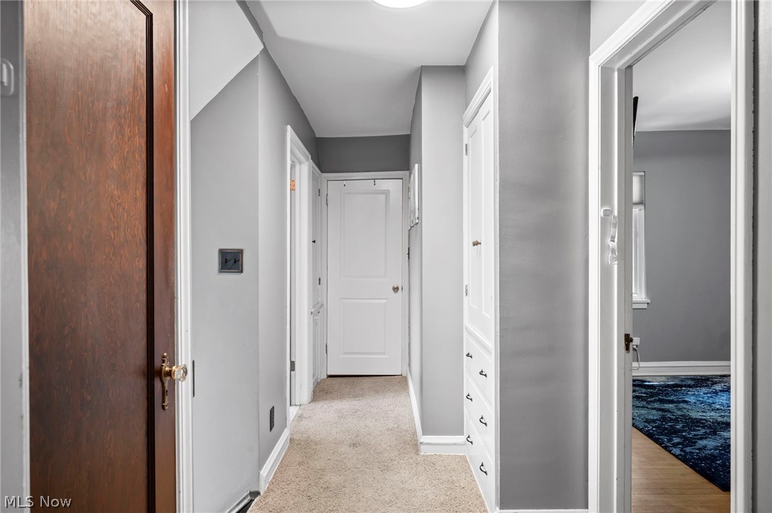 Modern Land Cos Mayfields/Bel - Residential