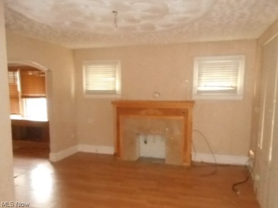 V D Emmons Trustee 04 Arlingt - Residential