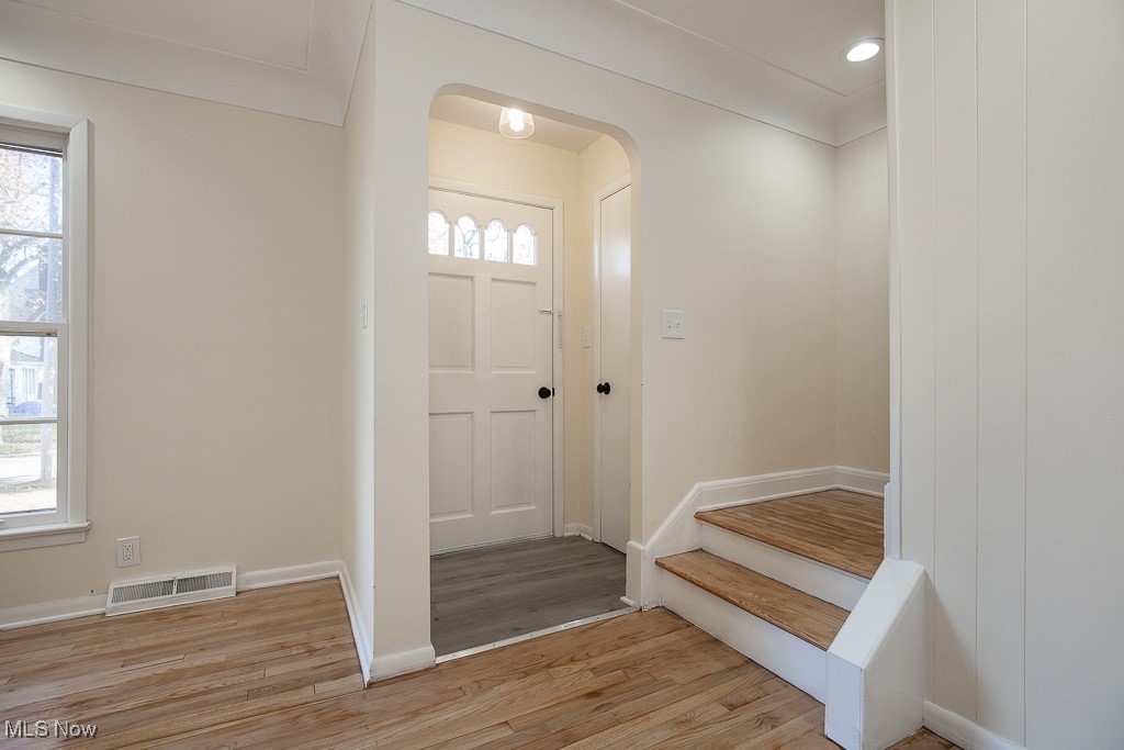3136 Becket Road, Cleveland, Ohio image 38