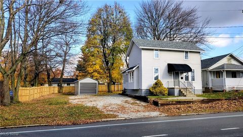 Homes For Sale - 1867 Triplett Boulevard<br/> Akron, OH 44312