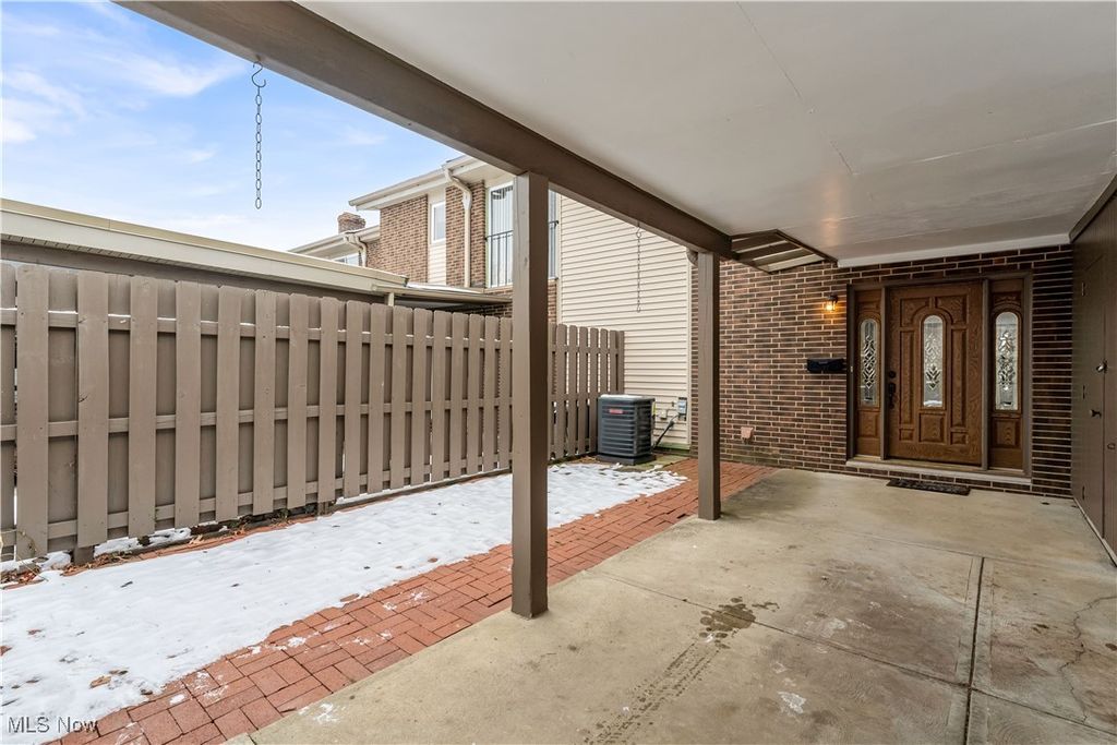 Photo of 26609 N Park Boulevard, Olmsted Falls, OH 44138 (MLS # 5176544)